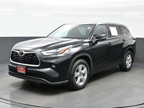 2021 Toyota Highlander LE