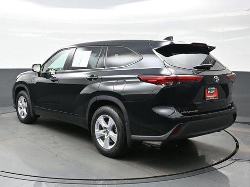 2021 Toyota Highlander LE