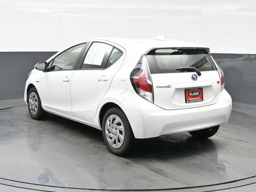 2016 Toyota Prius c One