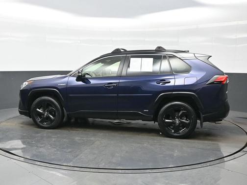 2020 Toyota RAV4 Hybrid SE
