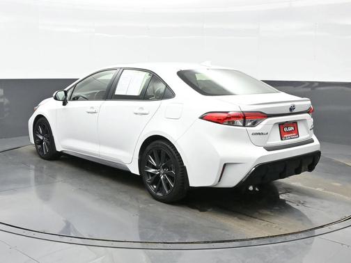 2024 Toyota Corolla Hybrid SE