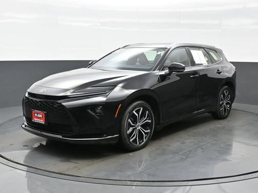 2025 Toyota Crown Signia XLE