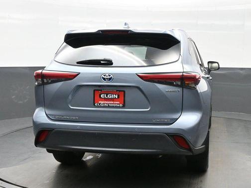 2021 Toyota Highlander Hybrid Limited