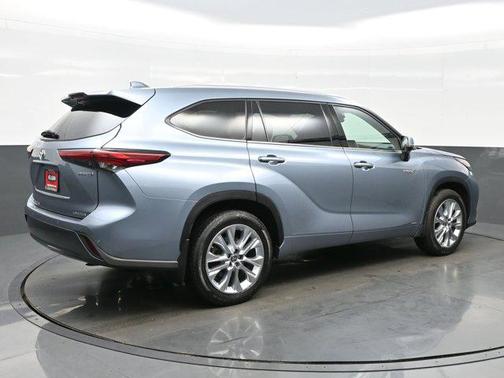 2021 Toyota Highlander Hybrid Limited
