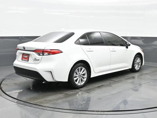 2023 Toyota Corolla Hybrid SE