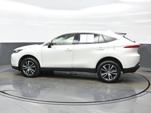 2022 Toyota Venza LE