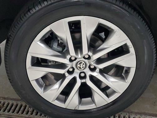 2024 Toyota RAV4 Limited