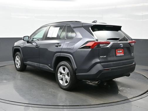 2020 Toyota RAV4 Hybrid XLE
