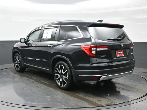 2019 Honda Pilot Touring 8-Passenger