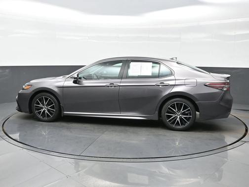 Predawn Gray Mica 2024 Toyota Camry SE