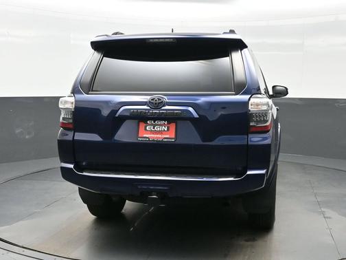 Nautical Blue Metallic 2022 Toyota 4Runner SR5