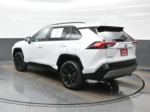 2024 Toyota RAV4 Hybrid SE