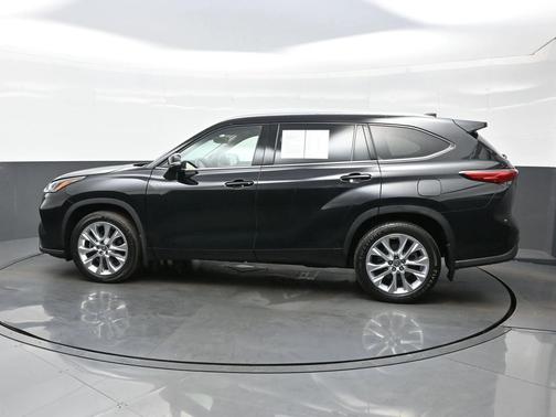2022 Toyota Highlander Limited
