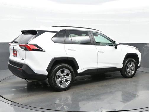 2023 Toyota RAV4 Hybrid LE