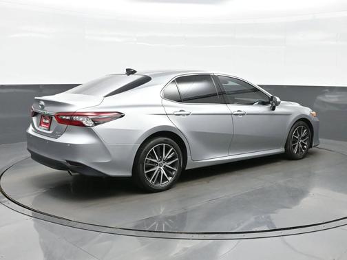 2021 Toyota Camry XLE
