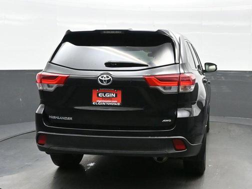 2019 Toyota Highlander LE
