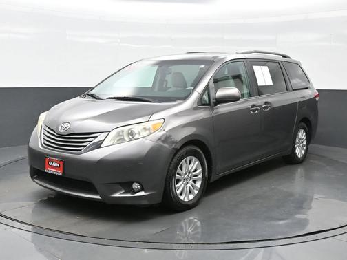 2013 Toyota Sienna XLE
