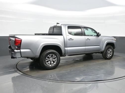 Silver Sky Metallic 2019 Toyota Tacoma SR5