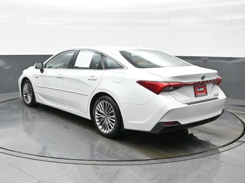 2021 Toyota Avalon Hybrid Limited