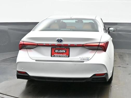 2021 Toyota Avalon Hybrid Limited