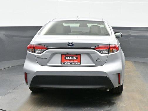 2025 Toyota Corolla Hybrid SE