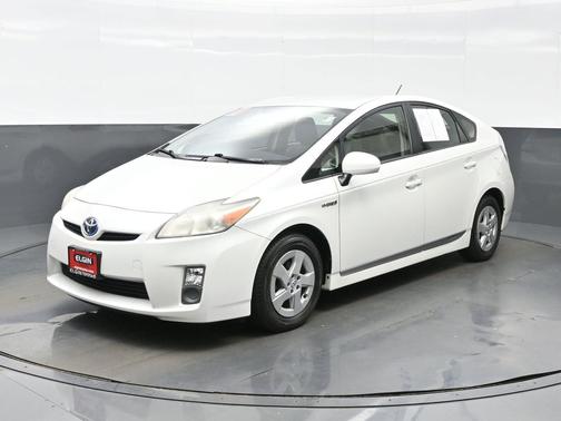 Blizzard Pearl 2011 Toyota Prius IV
