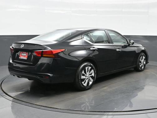 2022 Nissan Altima S FWD