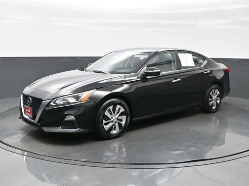 2022 Nissan Altima S FWD