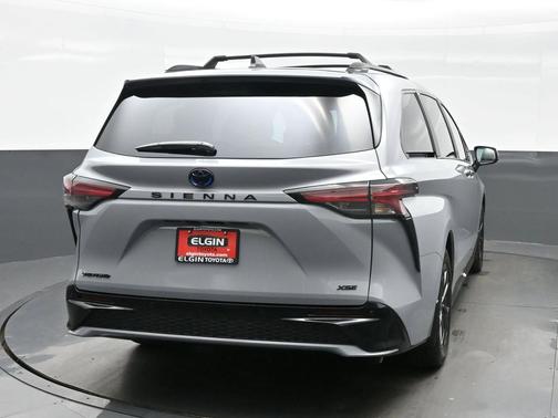 2025 Toyota Sienna XSE 7 Passenger