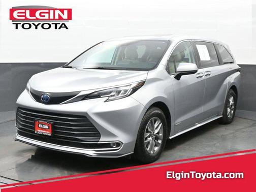 2021 Toyota Sienna XLE 7 Passenger