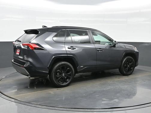 2025 Toyota RAV4 Hybrid SE