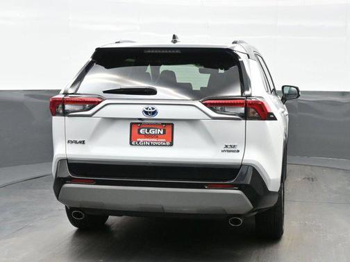 2023 Toyota RAV4 Hybrid SE