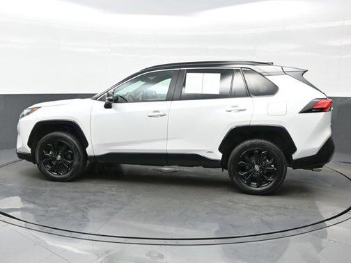2023 Toyota RAV4 Hybrid SE