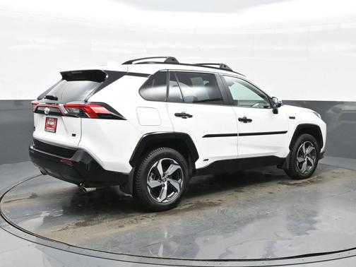 2023 Toyota RAV4 Prime SE