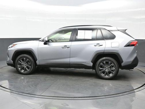 2023 Toyota RAV4 Hybrid XLE Premium