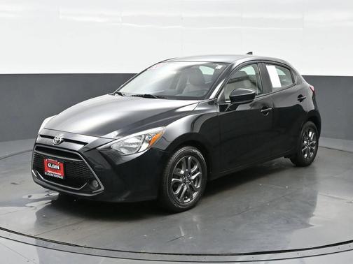 2020 Toyota Yaris Sedan LE
