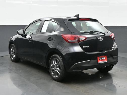 2020 Toyota Yaris Sedan LE
