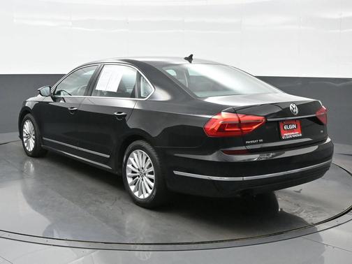 2016 Volkswagen Passat 1.8T SE