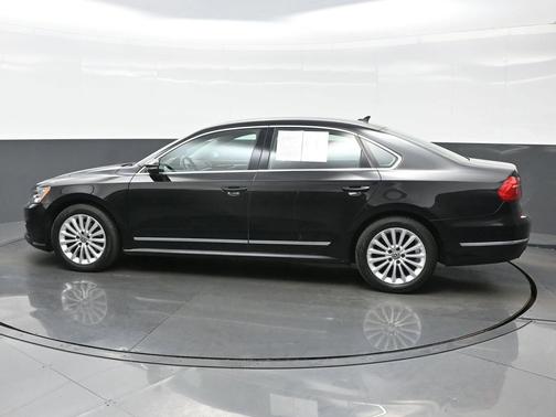 2016 Volkswagen Passat 1.8T SE