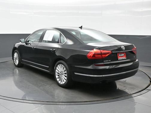 2016 Volkswagen Passat 1.8T SE