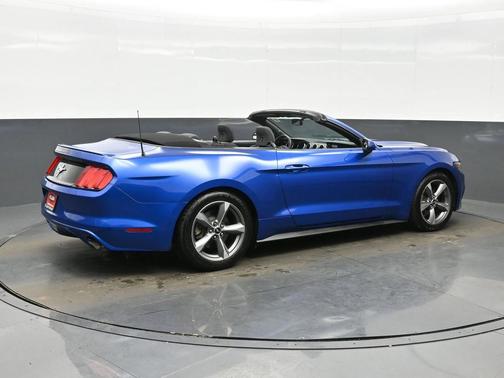 2017 Ford Mustang V6