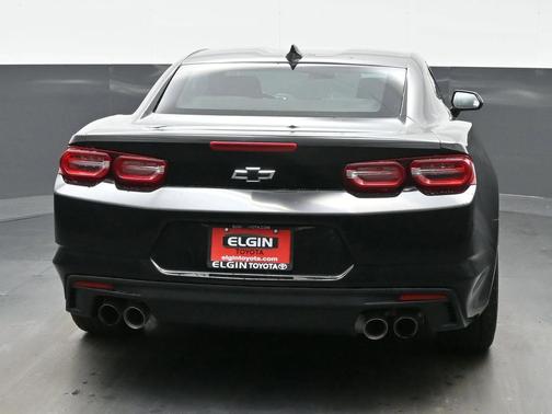 2021 Chevrolet Camaro RWD Coupe LT1