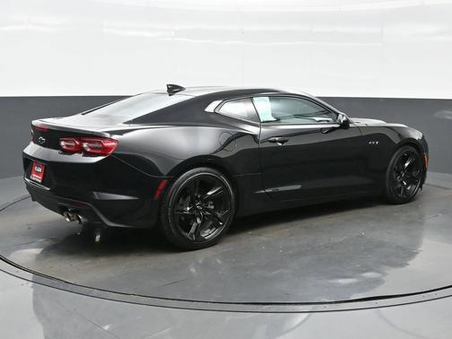 2021 Chevrolet Camaro RWD Coupe LT1