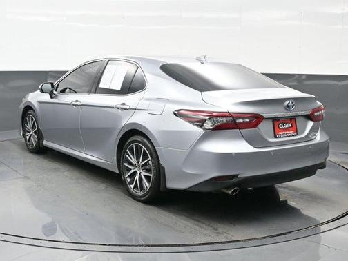 2024 Toyota Camry Hybrid XLE