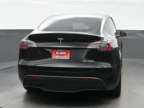 2025 Tesla Model Y Long Range Dual Motor All-Wheel Drive