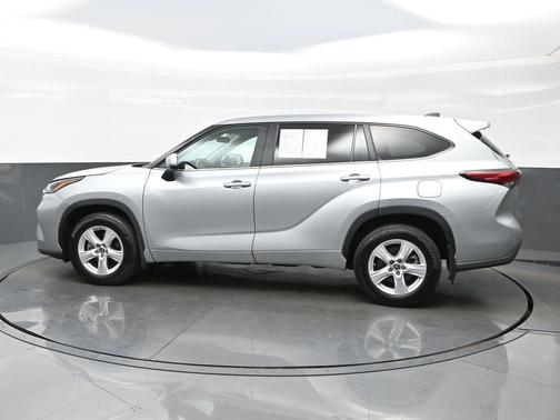 2023 Toyota Highlander Hybrid LE