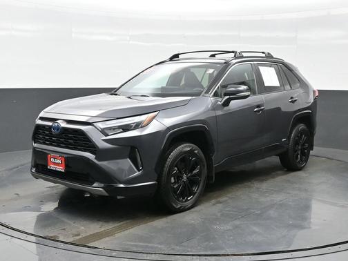 2023 Toyota RAV4 Hybrid SE