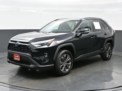 2022 Toyota RAV4 Hybrid XLE Premium
