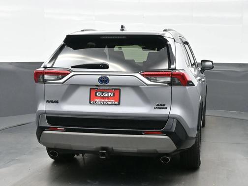 2023 Toyota RAV4 Hybrid SE