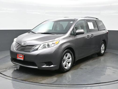 2015 Toyota Sienna LE